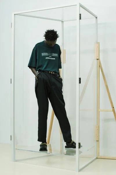 Look 12